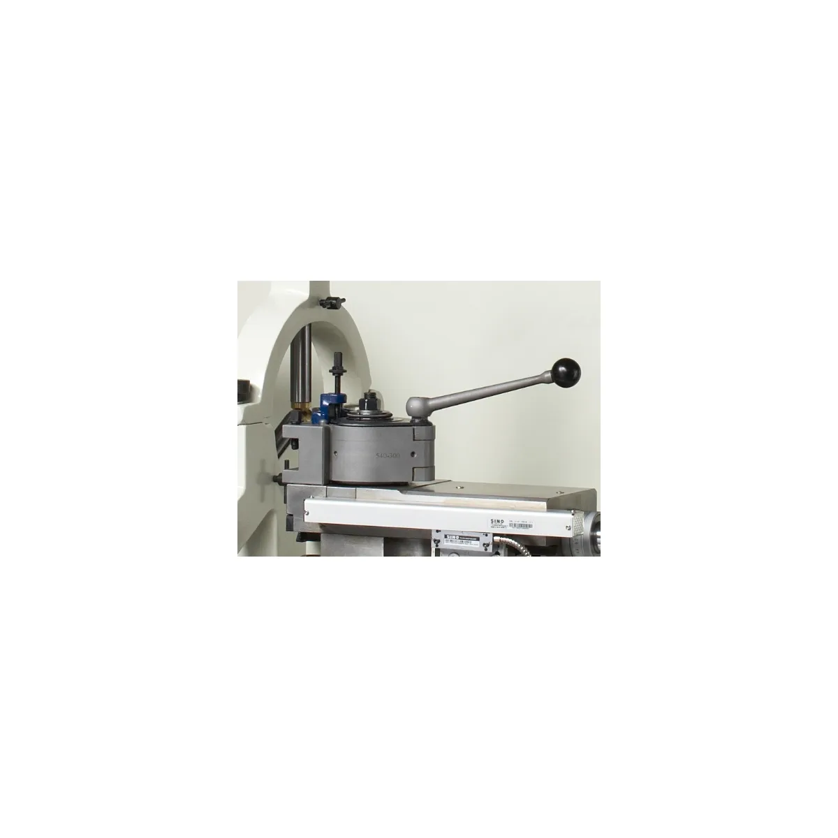 Universal-Drehmaschine PREMIUM CU 630 RD – Vario Spitzenweite 2000mm